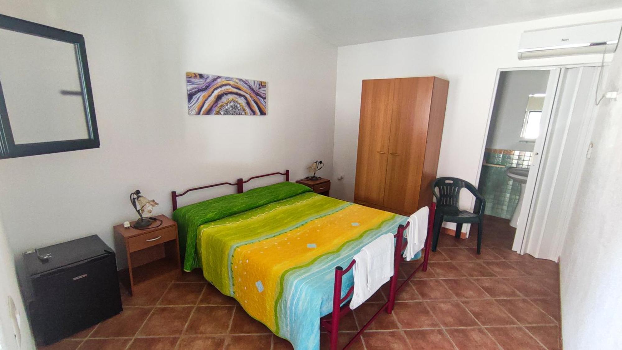B&B Cala Cartoe ดอร์กาลี ภายนอก รูปภาพ